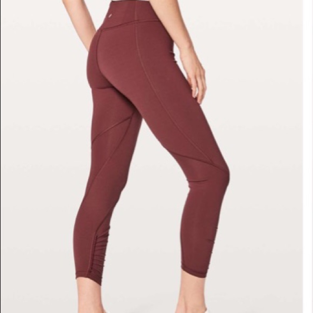 LULULEMON | play off the pleats tight